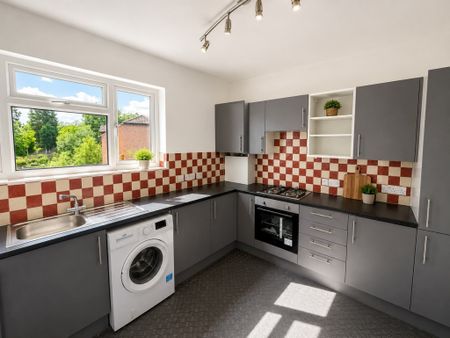 Joel Street, Northwood - Photo 2