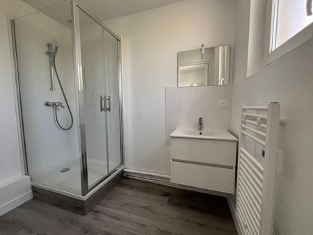 Location Appartement 3 pièces 59m² GAGNY 93220 - Photo 2