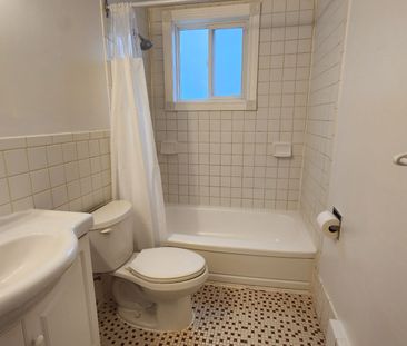 31 Cumberland St - Unit 4, Barrie, ON, L4N 2P3 - Photo 6