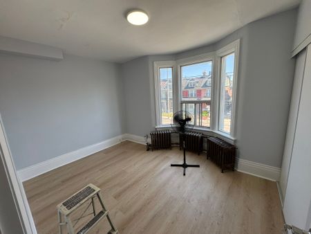 For Lease - 618 Bathurst Street Unit# 201, Toronto, Ontario - Photo 3