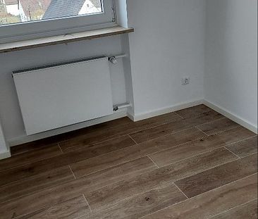 Frisch modernisierte 3-Zimmer-Wohnung mit Loggia in Lenting zu vermieten - Foto 5