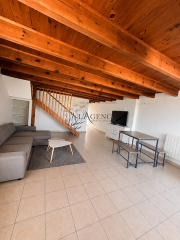 Location Appartement 4 pièces 74m² FURIANI 20600 - Photo 2