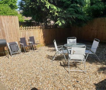 🏘️ Quiet Cul-de-sac 🏘️ - Photo 2