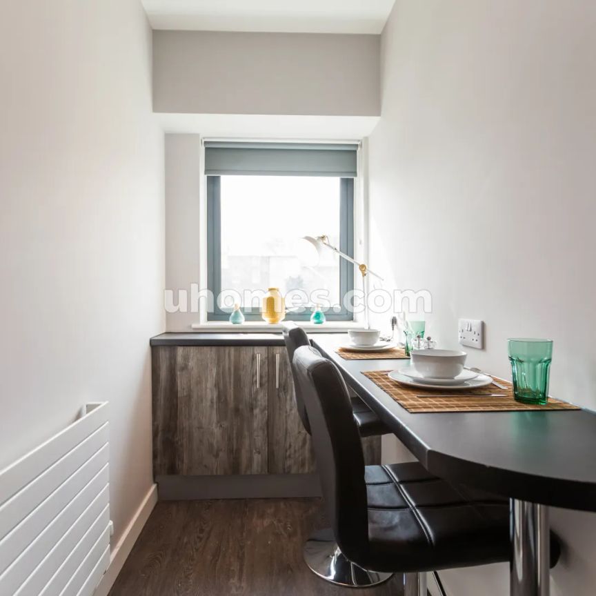 Gold En-suite - Photo 1