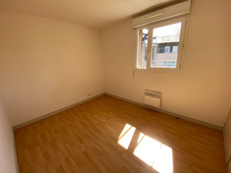 Location Appartement 2 pièces 44m² - Photo 3