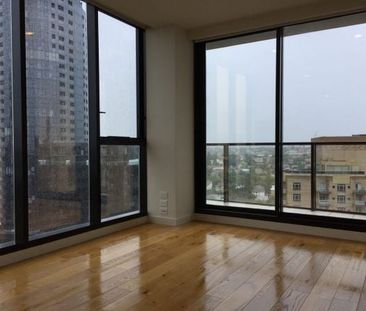 South Yarra Apartment | Panoramic Views & Luxury Living - Photo 5