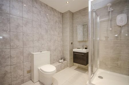 2 bedroom flat to rent - Photo 5