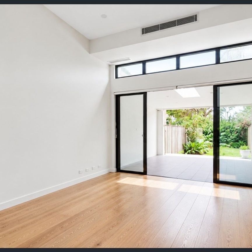 Gorgeous Inner West family home set in a convenient Leichhardt location - Photo 1