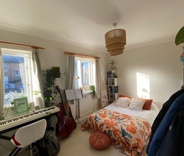 3 Bed Terraced House, Vestry Mews, SE5 - Photo 5