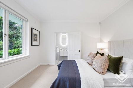 Spacious Family Home (No furniture, for display only) - Photo 4
