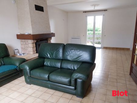 Location Maison 6 pièces 120m² THORIGNE FOUILLARD 35235 - Photo 2