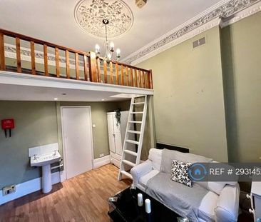 Studio to rent - Photo 3