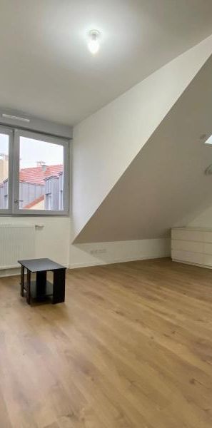 Location Appartement 1 pièce 23m² BROU SUR CHANTEREINE 77177 - Photo 1