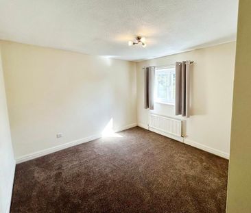 4 bedroom detached house to rent - Photo 5