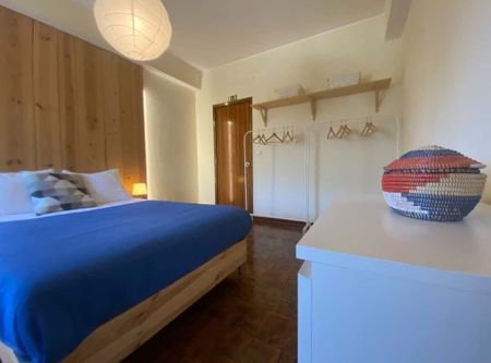 Rua Marquês de Fronteira, Lisbon, Lisbon 1070-299 - Photo 5