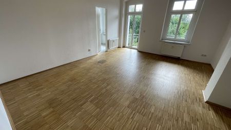 3.OG / großes Wohnzimmer + Balkon / Stellplatz mögl. ! - Foto 5