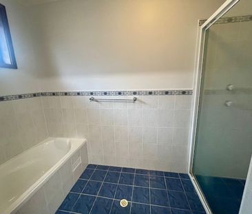 Great Family Home! - Photo 3