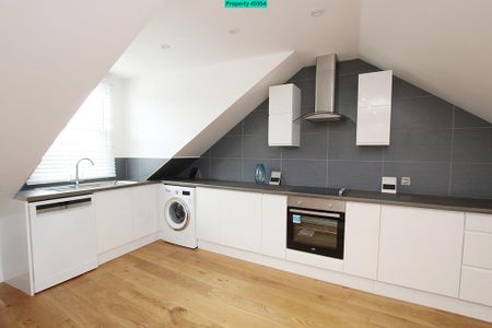 4 bedroom maisonette to rent - Photo 2
