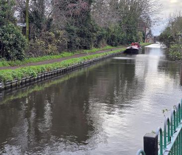 2 bedroom end of terrace house to rent - Photo 1