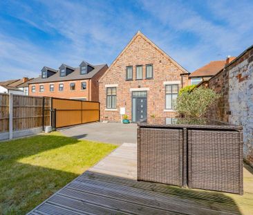 3 bedroom semi-detached house to rent - Photo 3