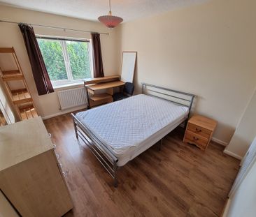 6 Bed Student Accommodation - Photo 1