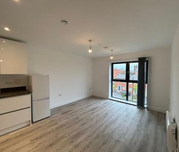 1 bedroom flat to rent - Photo 1