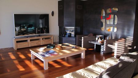 SPLENDID 4-ROOM APARTMENT WITH PANORAMIC VIEWS IN LUTRY - Photo 3