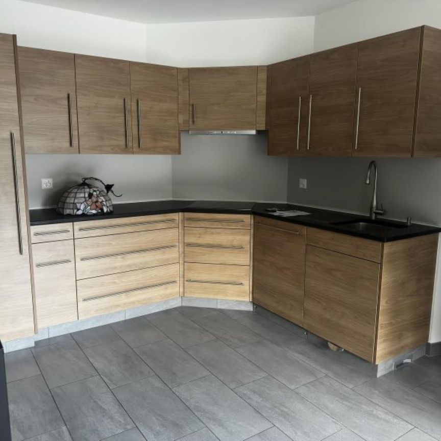 Chemin de la Rosaire 32, 1891 VÉROSSAZ - Photo 1