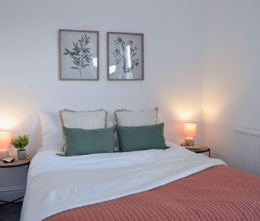 1 bedroom in a house share to rent - Photo 3