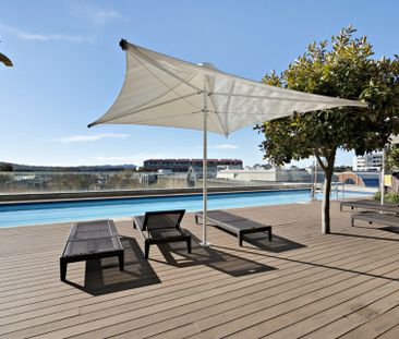 Modern One Bedroom Apartment in the Heart of Belconnen - Photo 5