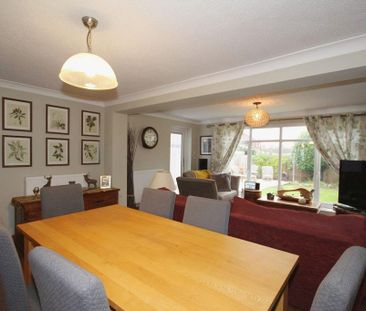 3 bedroom link detached house to rent - Photo 1