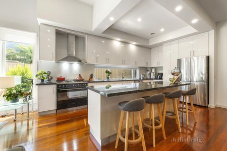 5 Treeby Boulevard, Mordialloc - Photo 3