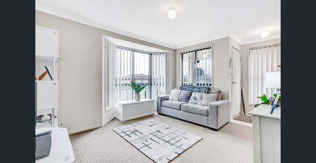 Well presented 3 bedroom unit - Photo 1