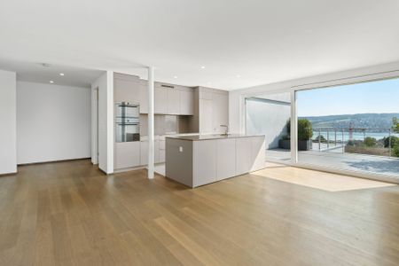 4.5-Zimmer-Maisonette-Terrassenwohnung mit Traumaussicht - Photo 2