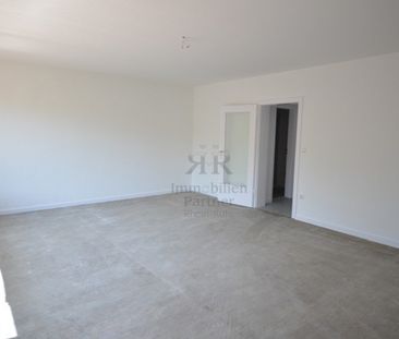 Sehr schönes Apartment mit Balkon und einem modernen Badezimmer! - Foto 1