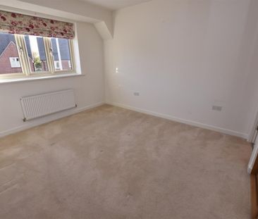 4 BED Detached house To rent - Photo 6