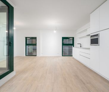 Afgewerkt nieuwbouwappartement centrum Kortrijk - Photo 2