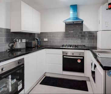 5 bedroom terraced house to rent - Photo 6