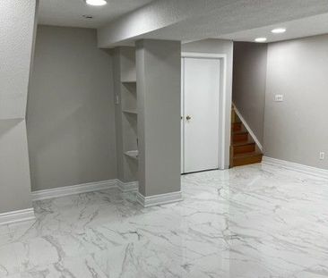 For Lease - 411 Bristol Road, Mississauga, Ontario - Photo 5