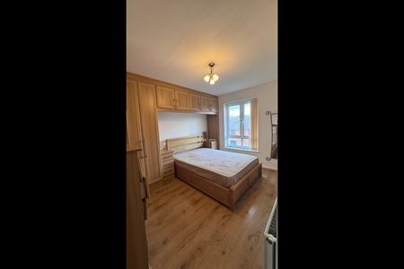 3 Bed Terraced House, Moss Street, M7 - Photo 4