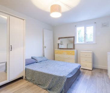 3 Bed Maisonette, Surrey Quays, SE16 - Photo 4