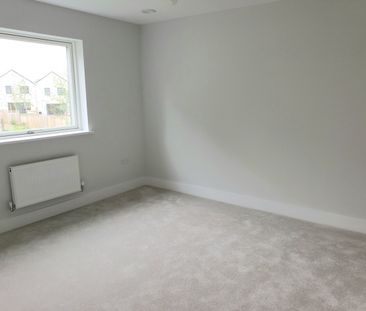 4 Bed Semi-Detached House, Bristol, BS10 - Photo 4