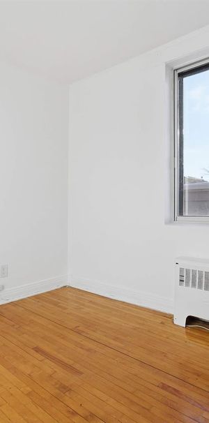3 CH - 1 SDB - Montréal - $1,800 /mo - Photo 1