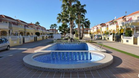 ​Fabulous 2-bedroom, 2-bathroom house for rent in La Regia! - Photo 3