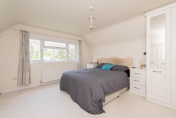 5 bedroom detached house to rent - Photo 1