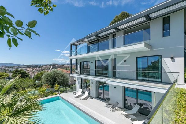 Proche Cannes - Villa contempraine neuve - Photo 1