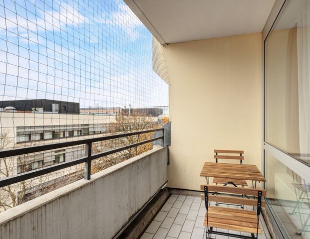 Mostly newly furnished apartment - Photo 1