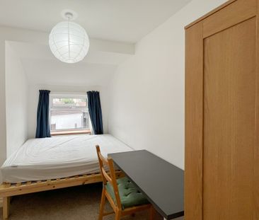 Warren Road, Filton, BS34 7EJ - Photo 2