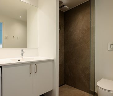 Nyopført 2-værelses lejlighed i flot og moderne boligkompleks - Foto 6