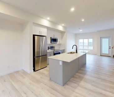 East Pine Apartments — Townhome - The Brownstone - Photo 6